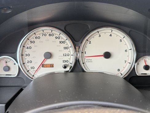 Used 2007 Saturn Vue 2WD image 16
