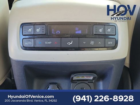 Used 2021 Hyundai Palisade Limited image 22