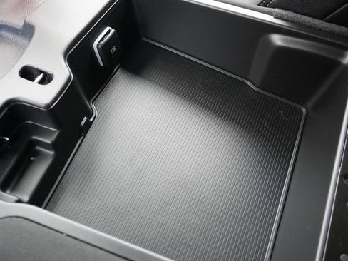 Used 2021 RAM 3500 Tradesman w/ Chrome Appearance Group image 13