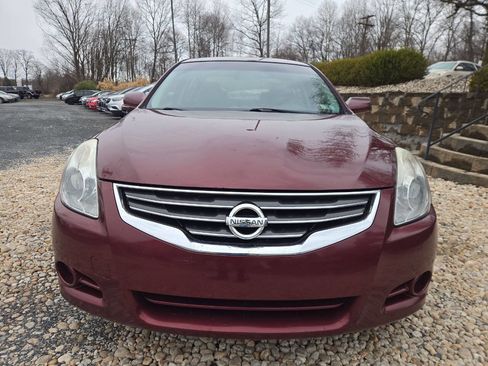 Used 2010 Nissan Altima 2.5 S image 2