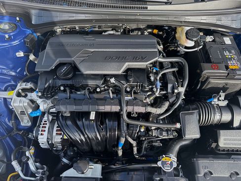 Certified 2026 Hyundai Elantra Sport FWD image 32
