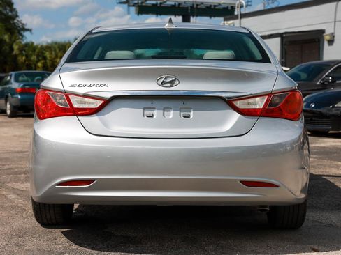 Used 2011 Hyundai Sonata GLS FWD image 7