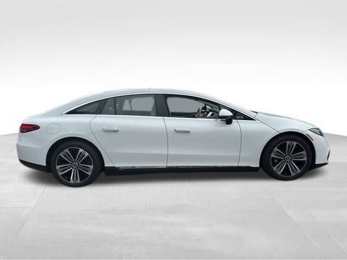 Used 2022 Mercedes-Benz EQS 450+ Sedan image 3