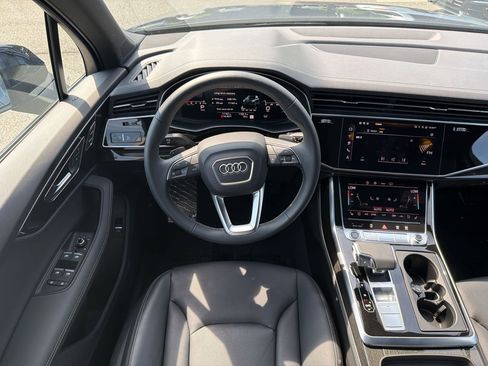 Used 2025 Audi Q7 3.0T Premium Plus w/ Premium Plus Package AWD/4WD image 28