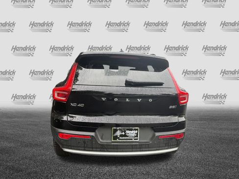 Certified 2023 Volvo XC40 B5 Plus w/ Protection Package Premier AWD/4WD image 9