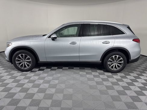 Certified 2025 Mercedes-Benz GLC 300 4MATIC image 11