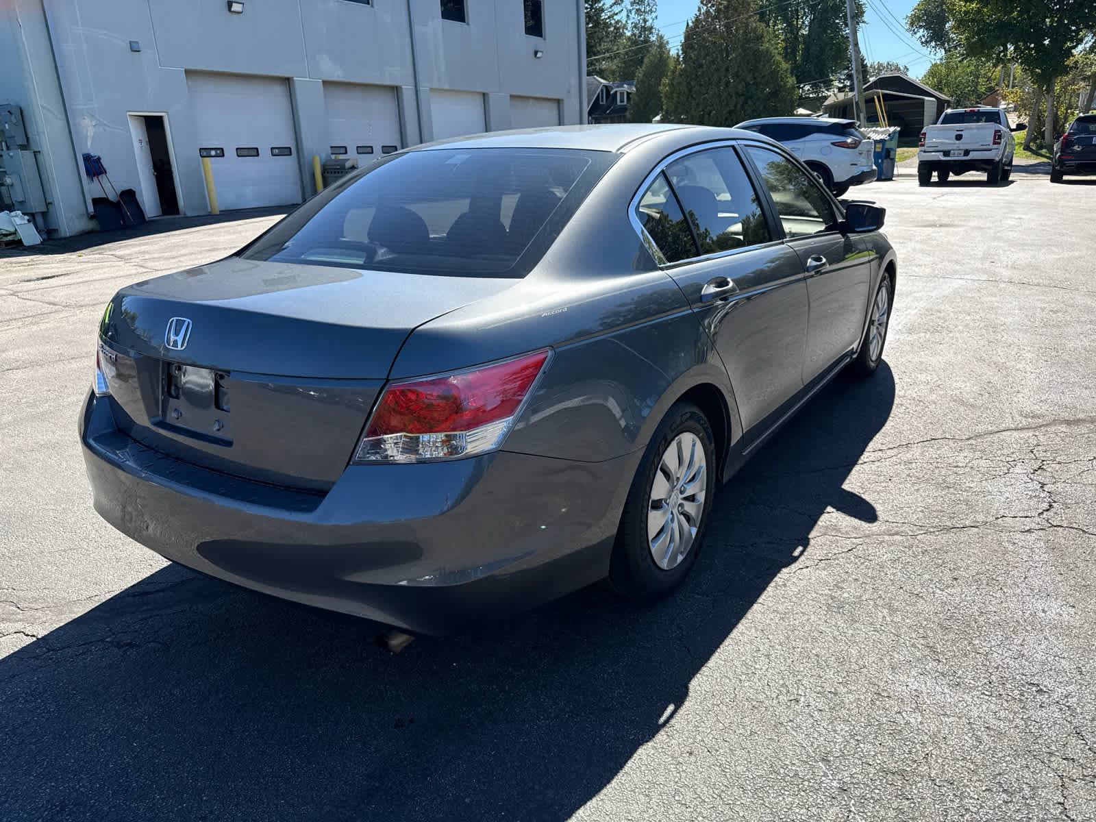 Used 2010 Honda Accord LX image 3
