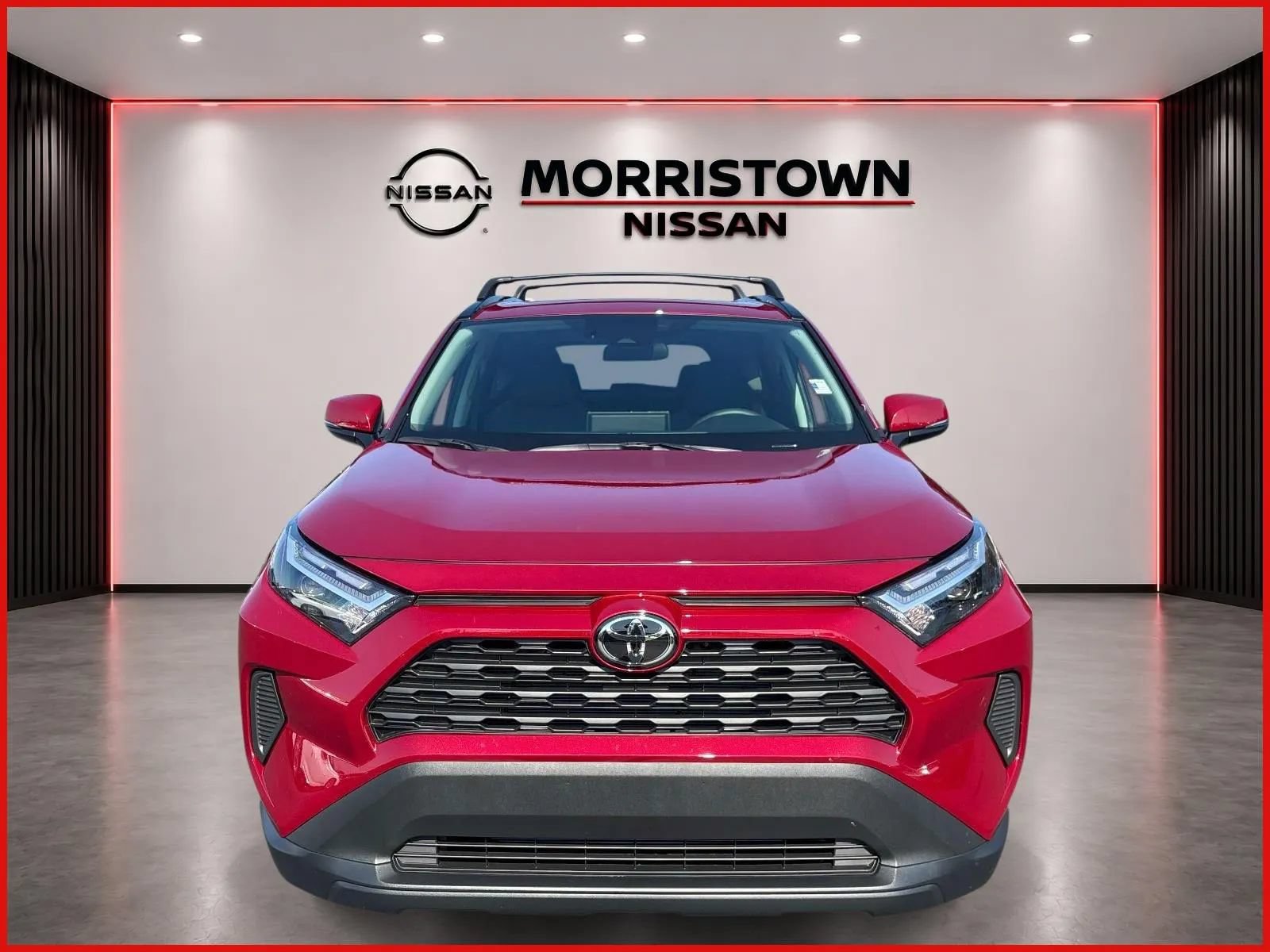 Used 2025 Toyota RAV4 XLE w/ Convenience Package AWD/4WD image 8