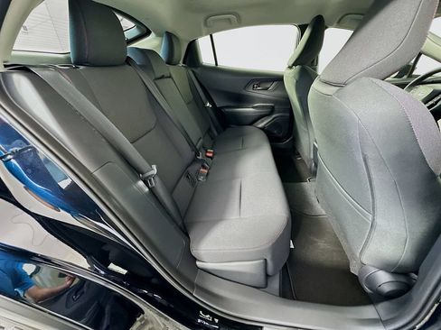 Used 2026 Toyota Prius Plug-In Hybrid FWD image 25