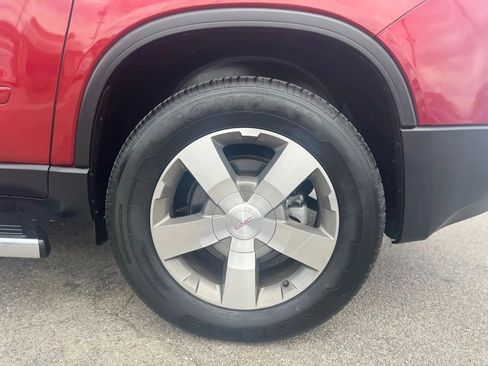 Used 2011 GMC Acadia SLE image 36