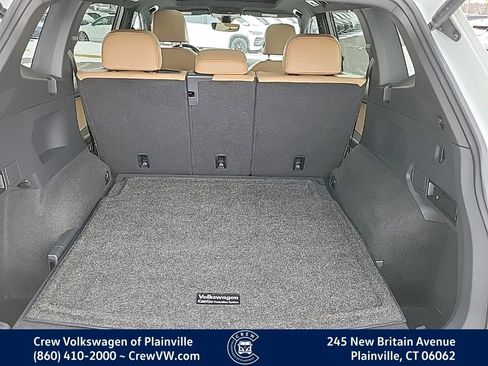 Certified 2022 Volkswagen Tiguan SE R-Line image 51