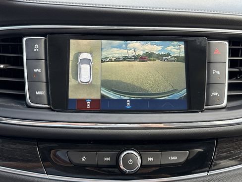 Used 2019 Buick Enclave Avenir w/ Avenir Technology Package AWD/4WD image 20