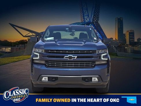 Used 2021 Chevrolet Silverado 1500 RST AWD/4WD image 2