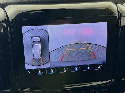 Used 2020 Chevrolet Traverse High Country image 14