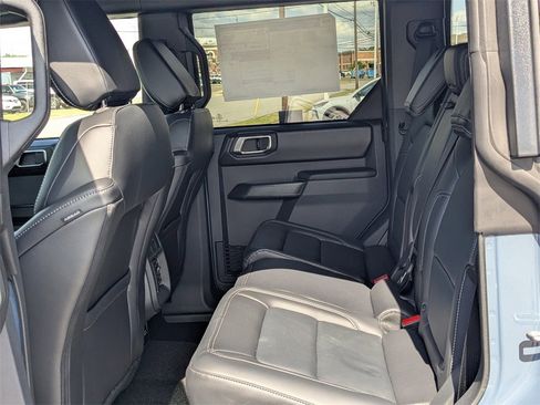 New 2025 Ford Bronco Outer Banks image 12