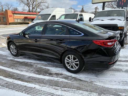 Used 2017 Hyundai Sonata SE w/ Cargo Package image 8