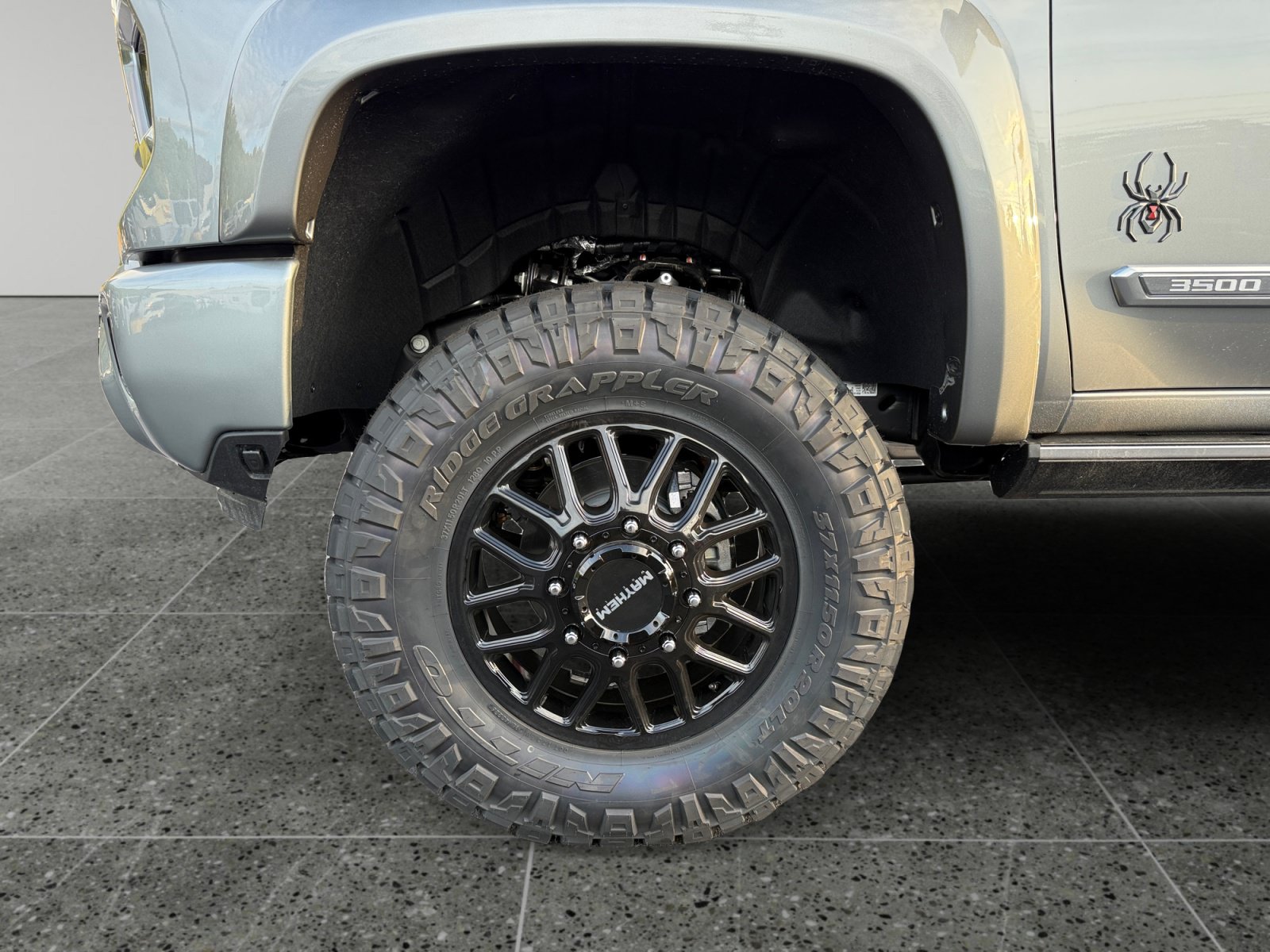 New 2026 Chevrolet Silverado 3500 High Country w/ High Country Premium Package AWD/4WD image 14