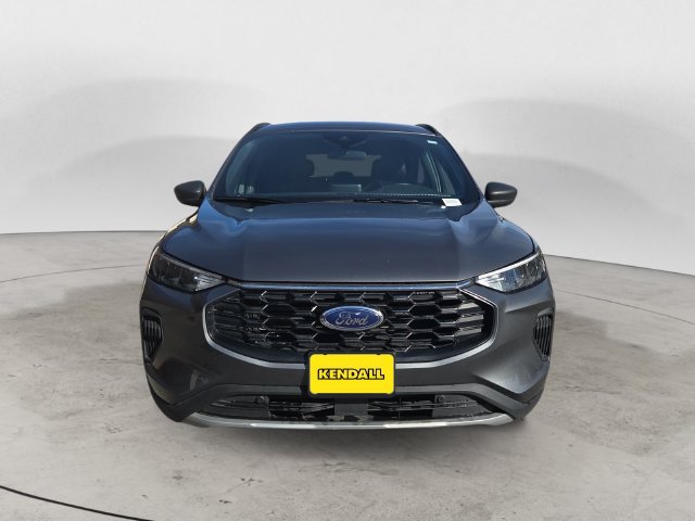 Certified 2025 Ford Escape ST-Line AWD/4WD image 2