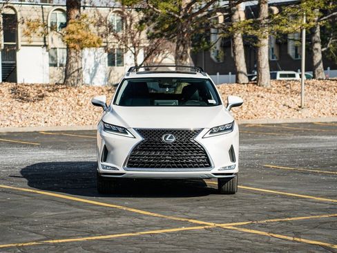 Used 2020 Lexus RX 350L Luxury image 2