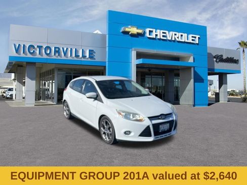 Used 2014 Ford Focus SE w/ Equipment Group 201A image 3