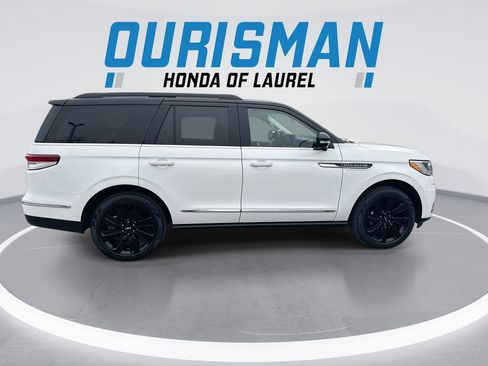 Used 2022 Lincoln Navigator Black Label image 9