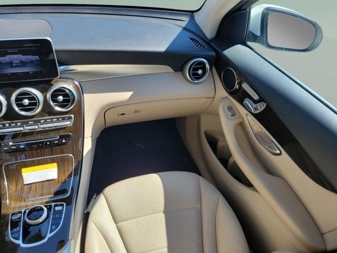 Used 2018 Mercedes-Benz GLC 300 image 13