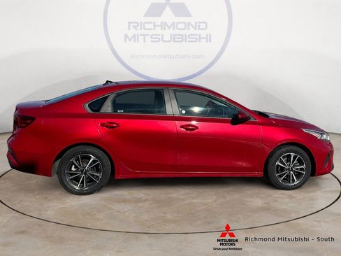 Used 2024 Kia Forte LXS image 2