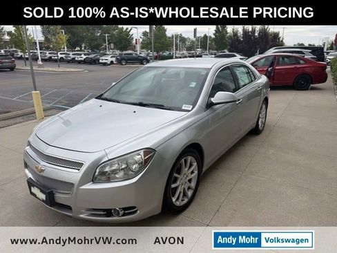 Used 2010 Chevrolet Malibu LTZ w/ HFV6 Engine Package FWD image 3