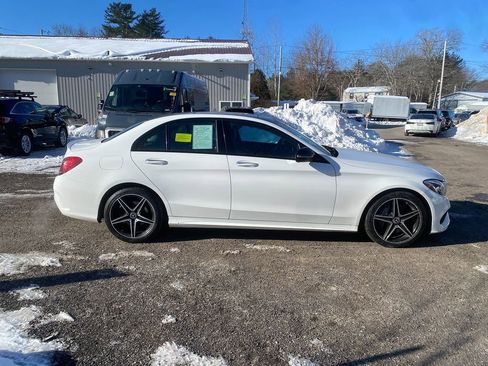Used 2018 Mercedes-Benz C 300 4MATIC Sedan image 4