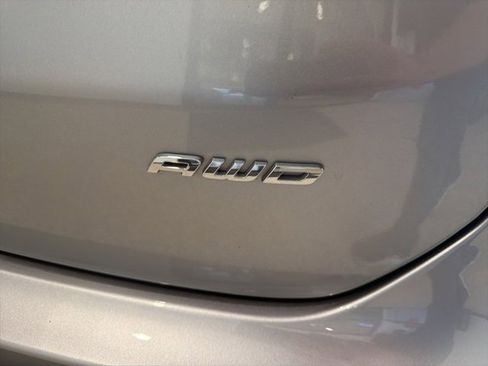 Used 2022 Ford Edge SEL w/ Convenience Package image 7