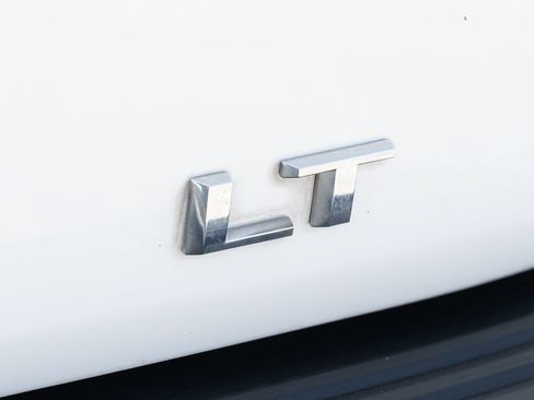 Used 2023 Chevrolet Tahoe LT AWD/4WD image 15