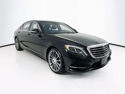 Used 2017 Mercedes-Benz S 550 Sedan image 1