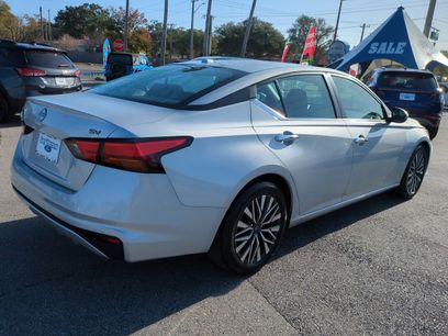 Used 2023 Nissan Altima 2.5 SV