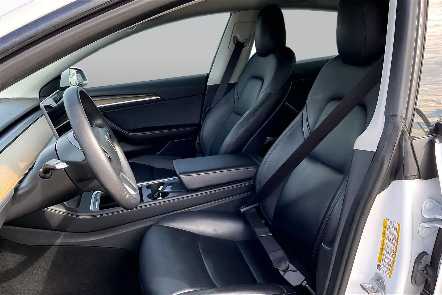 Used 2021 Tesla Model 3 Standard Range Plus RWD image 7