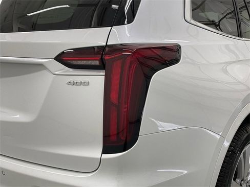 Certified 2023 Cadillac XT6 Premium Luxury w/ LPO, Floor Liner Package image 16