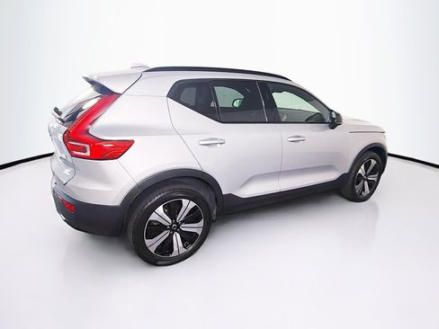 Used 2023 Volvo XC40 Recharge Plus AWD/4WD image 10