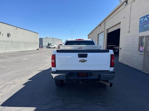 Used 2008 Chevrolet Silverado 2500 LT w/ 1LT Convenience Package image 8