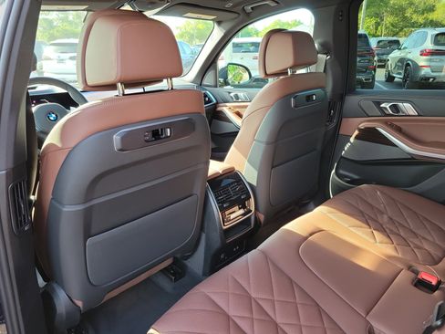 New 2026 BMW X5 sDrive40i w/ M Sport Package image 9