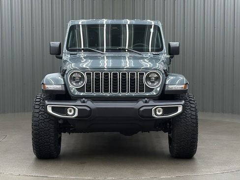 Used 2025 Jeep Wrangler Unlimited Sahara w/ Safety Group image 8