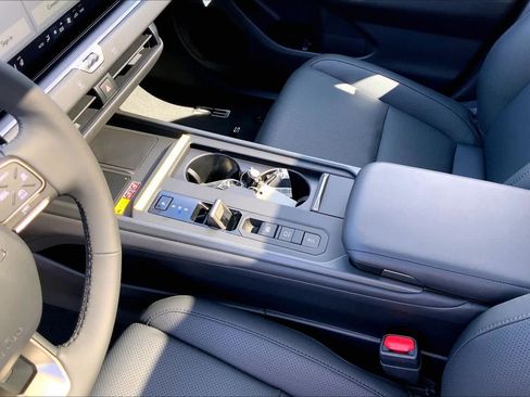 New 2026 Lexus ES 500e AWD/4WD image 7
