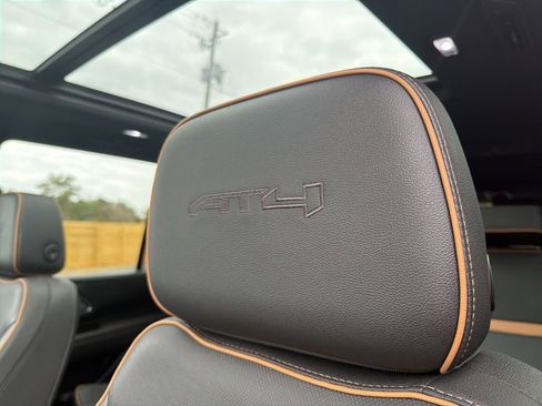 Used 2022 GMC Yukon AT4 w/ Technology Package image 23