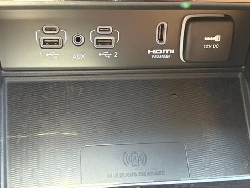 Used 2023 Jeep Grand Cherokee Summit AWD/4WD image 26