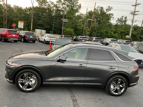 Used 2025 Genesis Electrified GV70 Advanced w/ Prestige Package image 4
