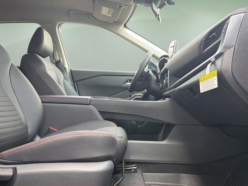 New 2026 Nissan Rogue SV AWD/4WD image 11