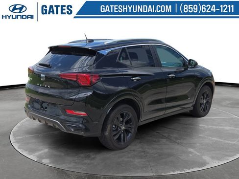 Used 2025 Buick Encore GX Sport Touring FWD image 2