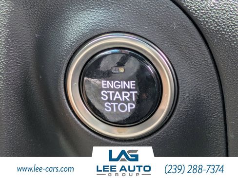 Used 2015 Hyundai Genesis 3.8 RWD image 24