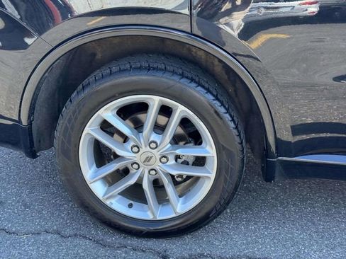 Used 2024 Dodge Durango GT AWD/4WD image 8