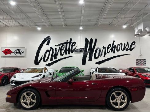 Used 2003 Chevrolet Corvette Convertible w/ Preferred Equipment Group1 RWD image 2