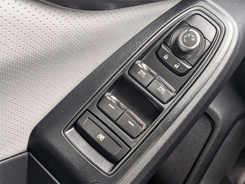 Used 2023 Subaru Crosstrek 2.5i Limited w/ Moonroof Package image 22