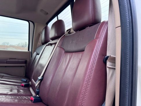 Used 2012 Ford F250 King Ranch w/ King Ranch w/Chrome Pkg image 27